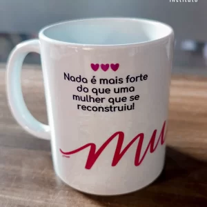 Caneca Mulher reconstruindo